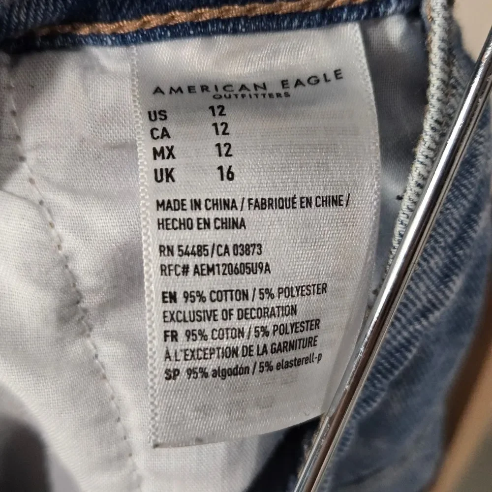 American Eagle Outfitters Women's Blue Denim Mom Shorts